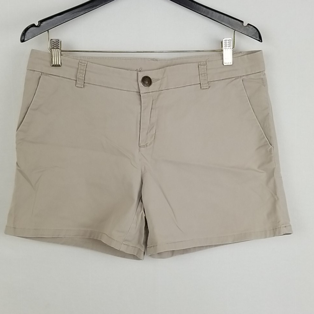 Gap Khakis by Gap Cotton Flat Front Shorts Sz 8